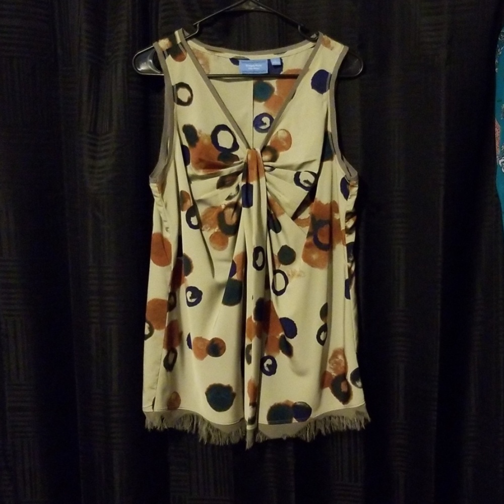 Beautiful Simply Vera Top Size Large